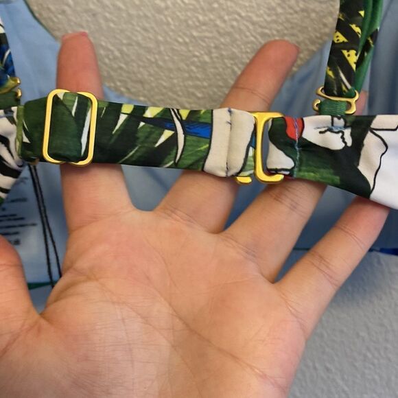 NWT- Swiminista x Christian Lacroix- tropical bikini top- Size Medium - Picture 7 of 9